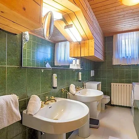 Centrally Located In Hotel 3*