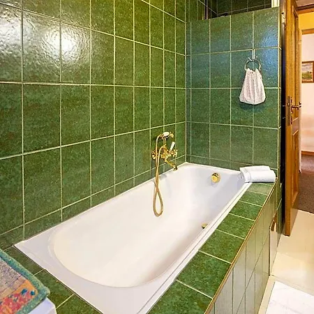 Hotel Centrally Located In 3*